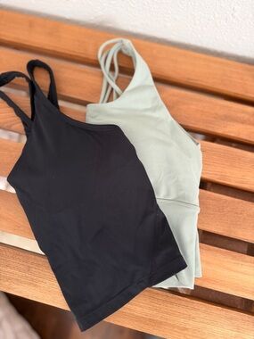 Double Pack Athletic Crop Tops - Black & Sage Green